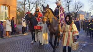 Ulicami Szamotuł przeszedł Orszak Trzech Króli [FOTO]