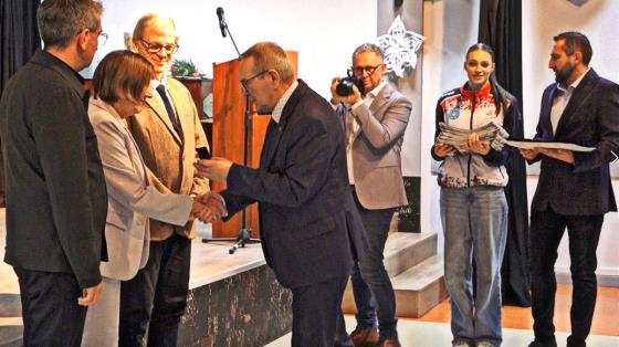 30 LAT UKS SZAMOTULANIN [WIDEO]